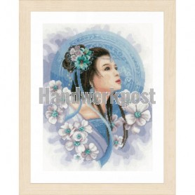 borduurpakket asian lady in blue