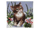 kruissteekkussen poes in wintersfeer
