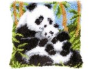 knoopkussen panda met jong
