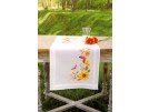 kruissteekloper zonnebloemen met vlinders, wit
