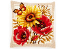 kruissteekkussen papavers, zonnebloem en vlinder
